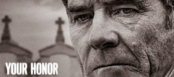 Ilustrando a matéria "Séries para advogados - Parte 2", temos o poster da série Your Honor com o personagem principal e o nome da série.